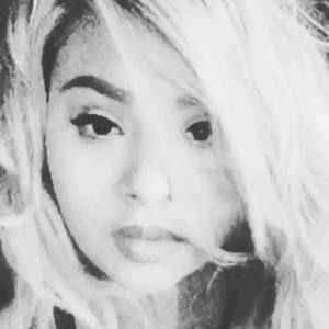 Meet your Posher, Jaqueline